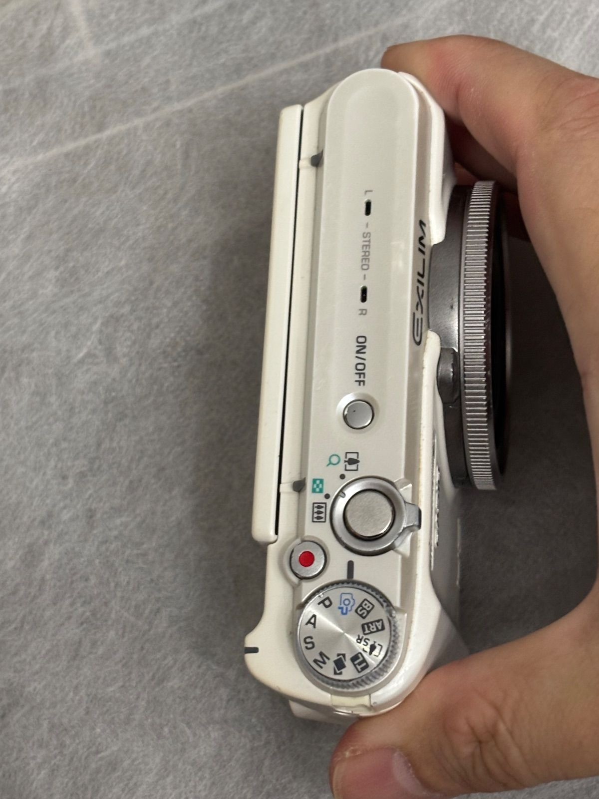 CASIO EXILIM HS EX-ZR1000 8143 - メルカリ