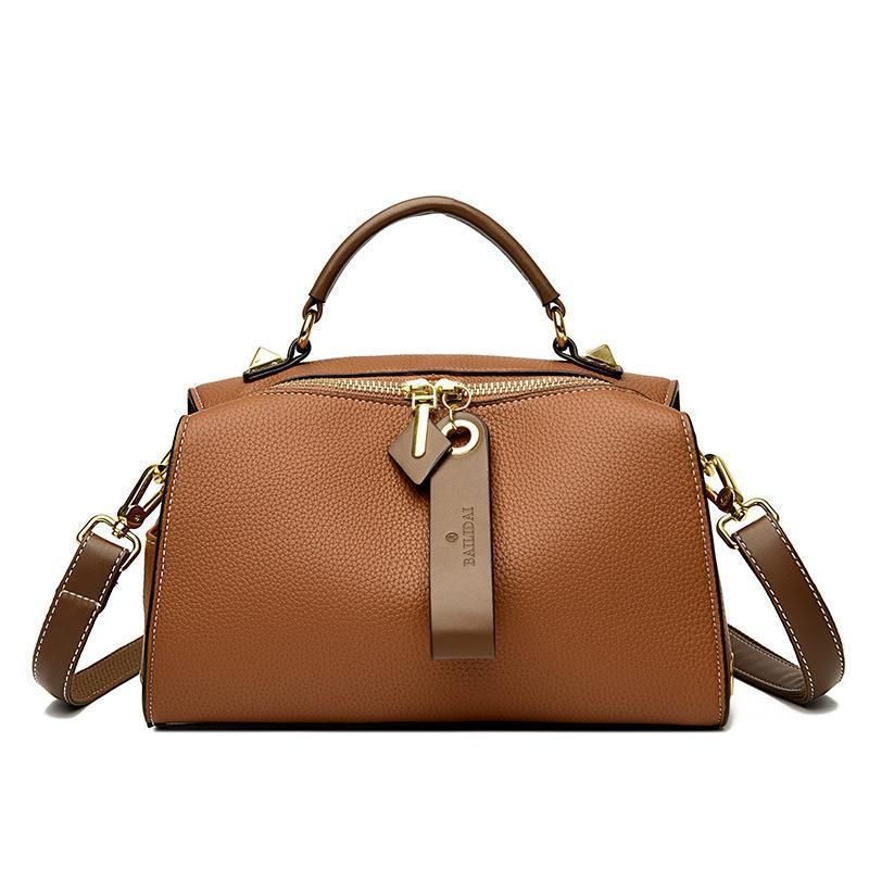 ショルダーバッグ バッグ カバン PU革 レディース レザー 女性 皮 財布 バッグ 軽い 肩掛け 旅行バッグ ハンドバッグ 30 40 50 60代