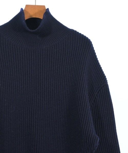 卍 BALENCIAGA