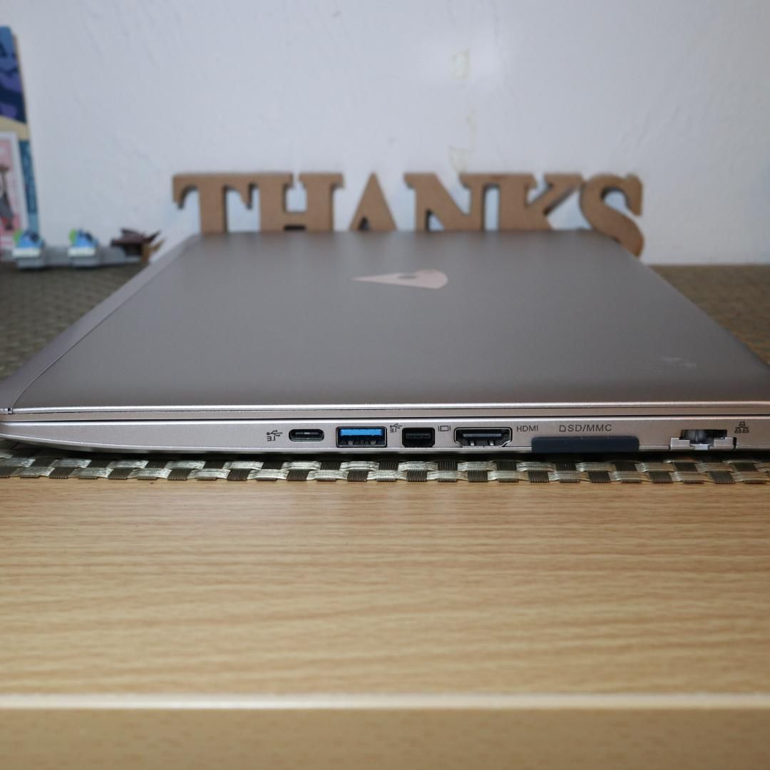 Win11超高性能8世代Corei7|メモリ16G|SSD|無線|カメラ