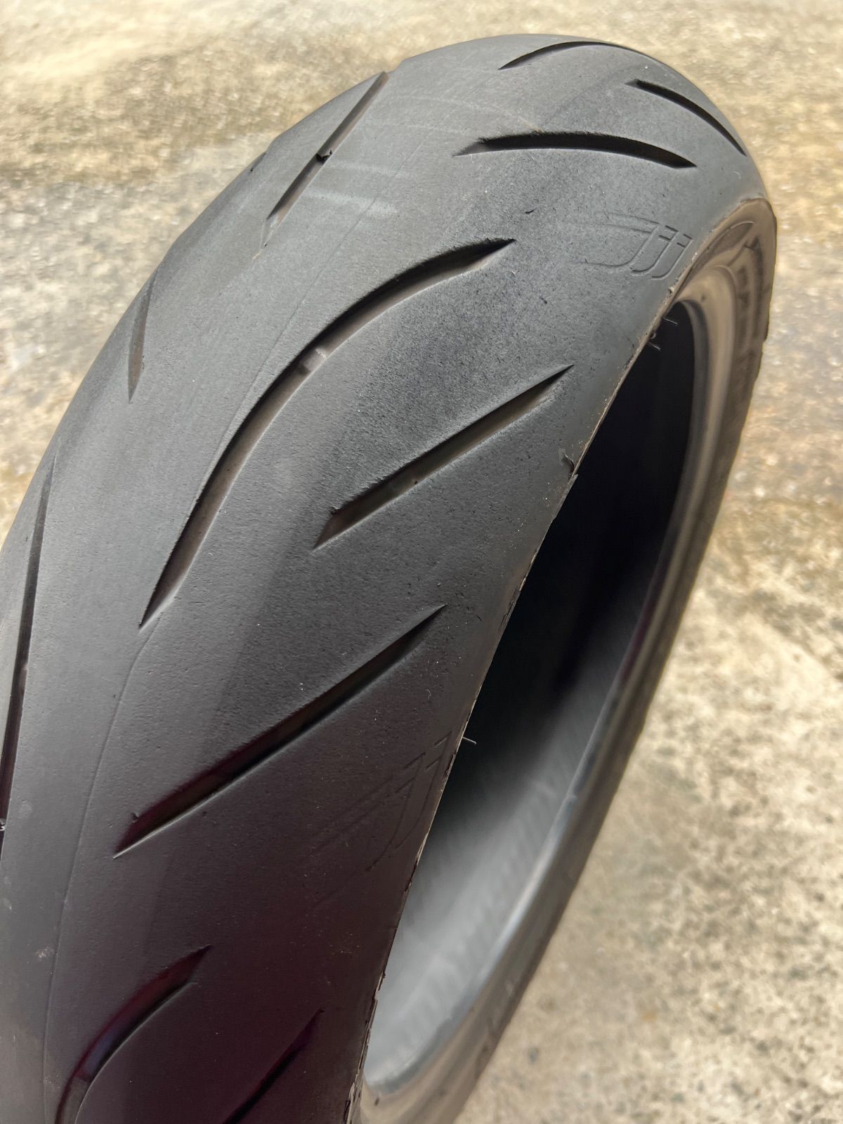 ブリヂストン S21 前後セット 120 70ZR17 160 60ZR17 334 BRIGHTFACE_UK