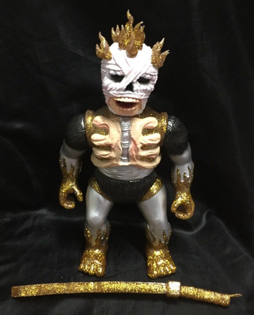 墓場の画廊 KENTH TOY WORKS 墓場の墓守 ゴールデンフレイム