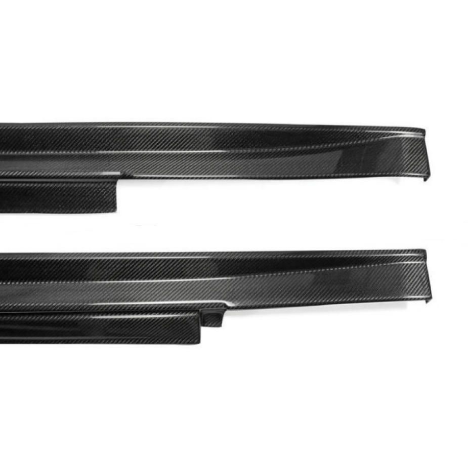 送料無料 日産R35