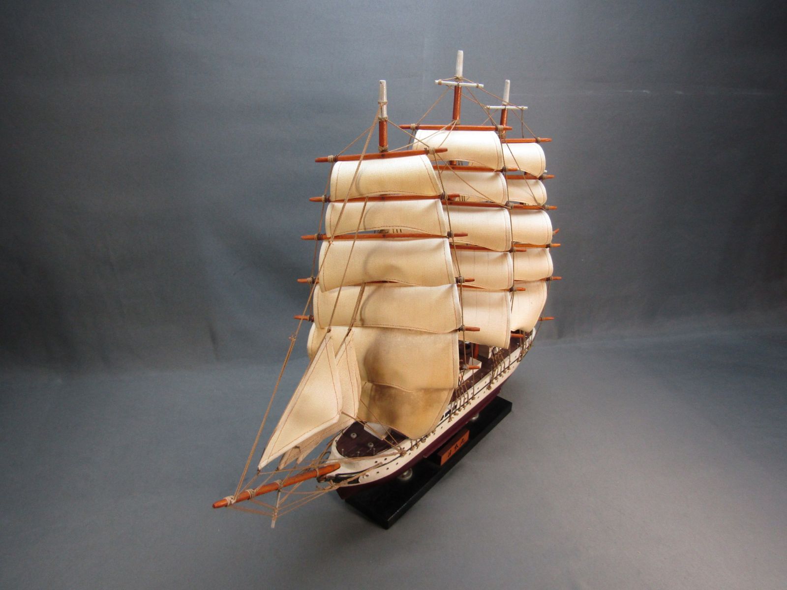 日本丸　木製　アンティーク　帆船模型　全長60cm-1