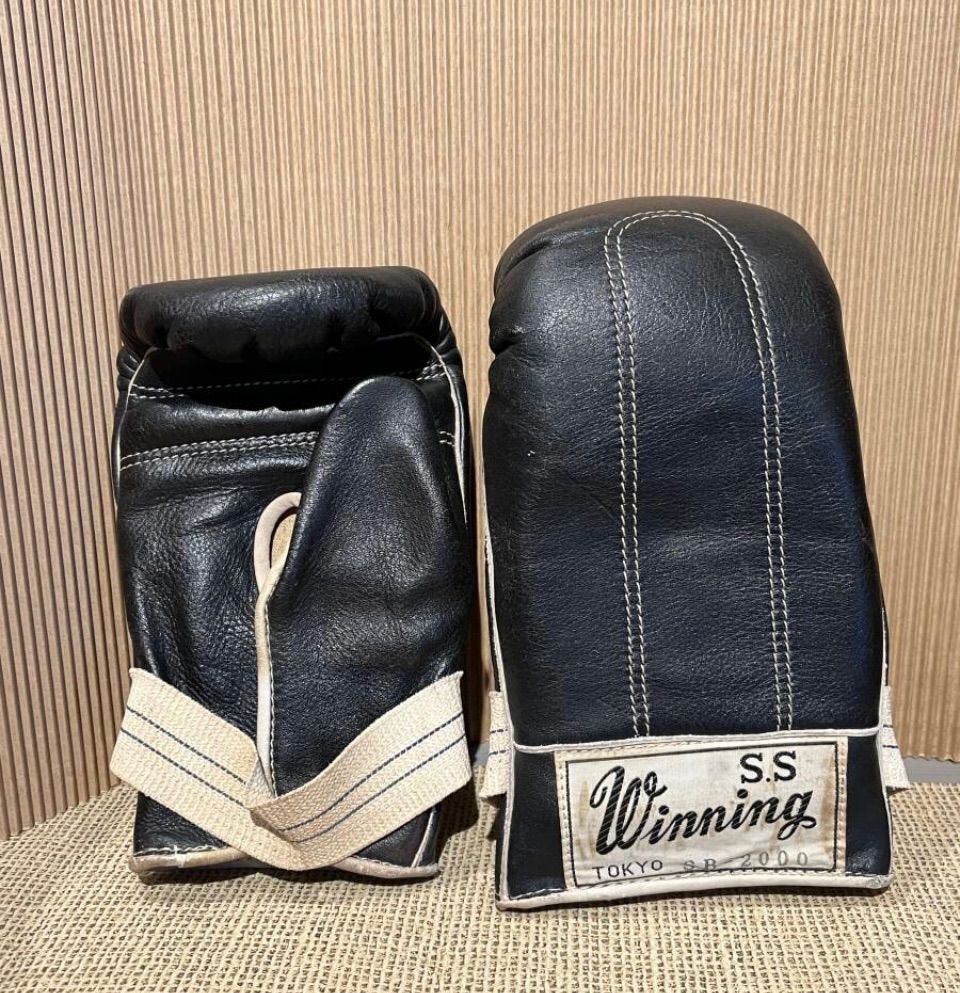 希少品・昭和レトロ】Winning ボクシング パンチンググローブ TOKYO SB