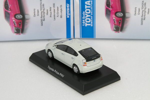トヨタ プリウス ホワイトマイカ ミニカー Amazon | 1/30 トヨタ 新型プリウス 2023 カラーサンプル