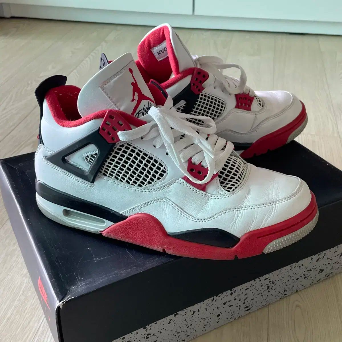 ☆関税込☆ジョーダン 4 ファイアレッド 2020 安全靴 ファスナー☆大人気☆