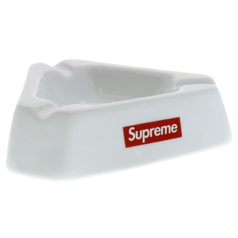 SUPREME シュプリーム
