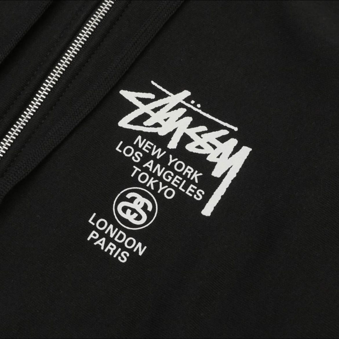 ステューシー STUSSY WORLD TOUR ZIP HOOD ワールドツアー スウェット