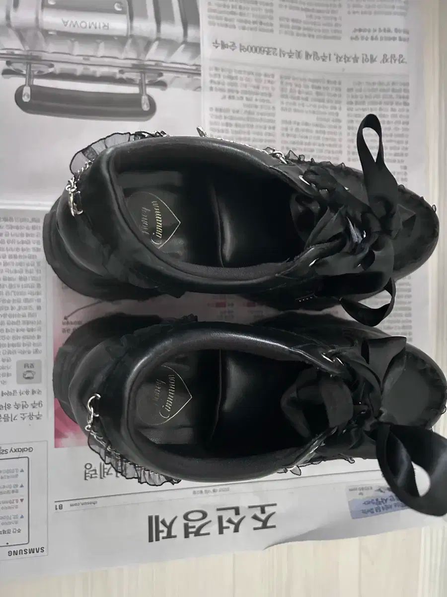 スニーカー 厚底