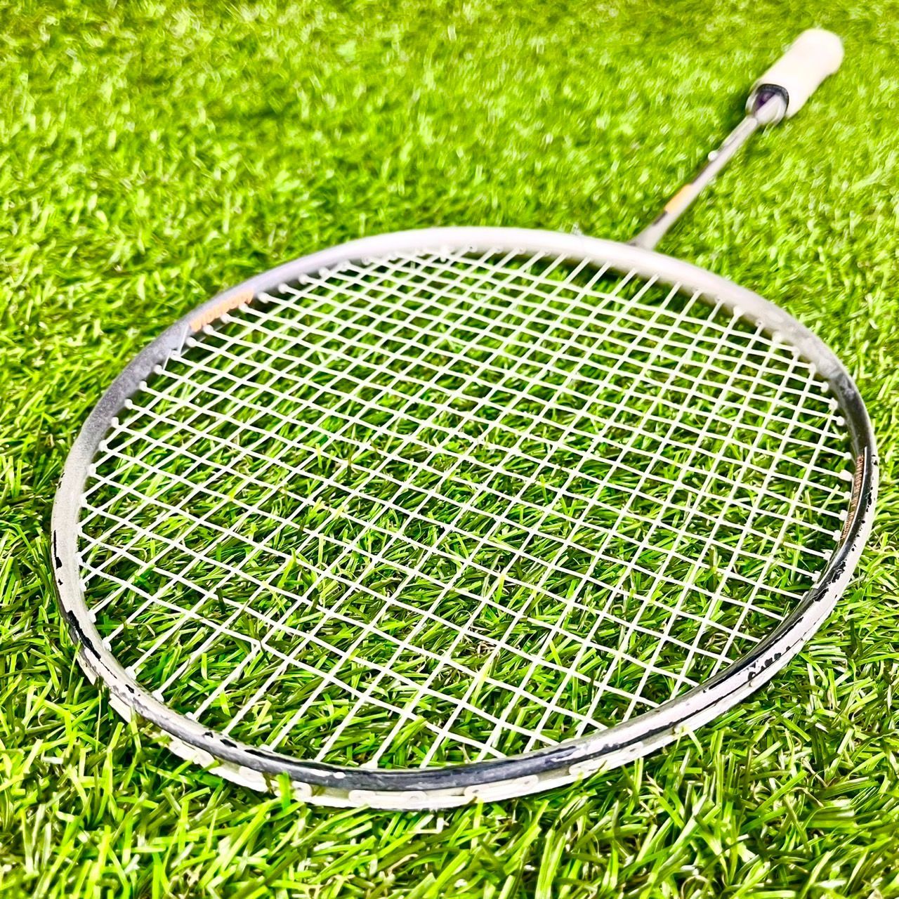 YONEX AEROTUS100 ヨネックス　エアロータスバドミントンラケット USED】ヨネックス エアロータス100 YONEX AEROTUS100 2UG5