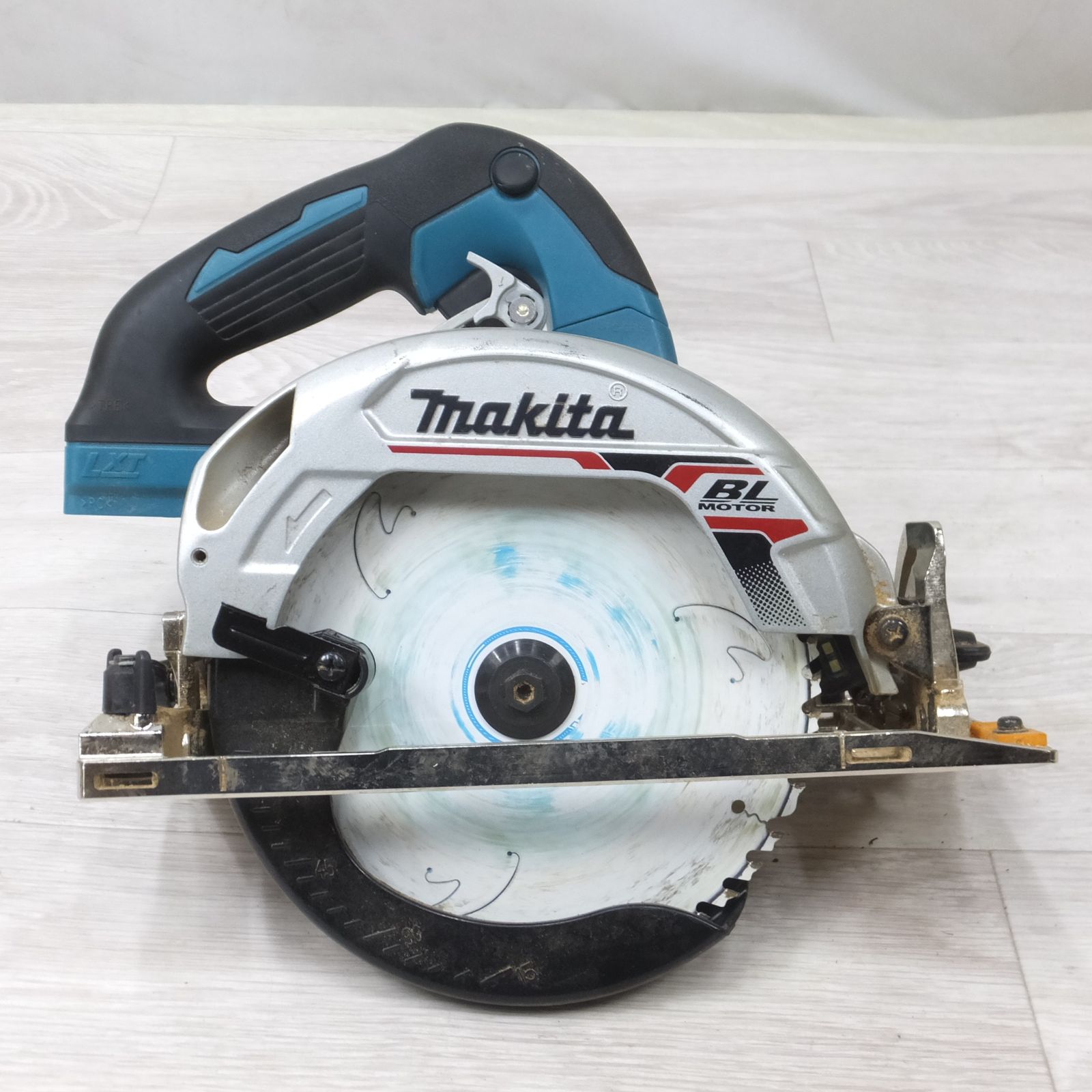 Makita HS631D 165mm マルノコ新品鮫肌チップソー付