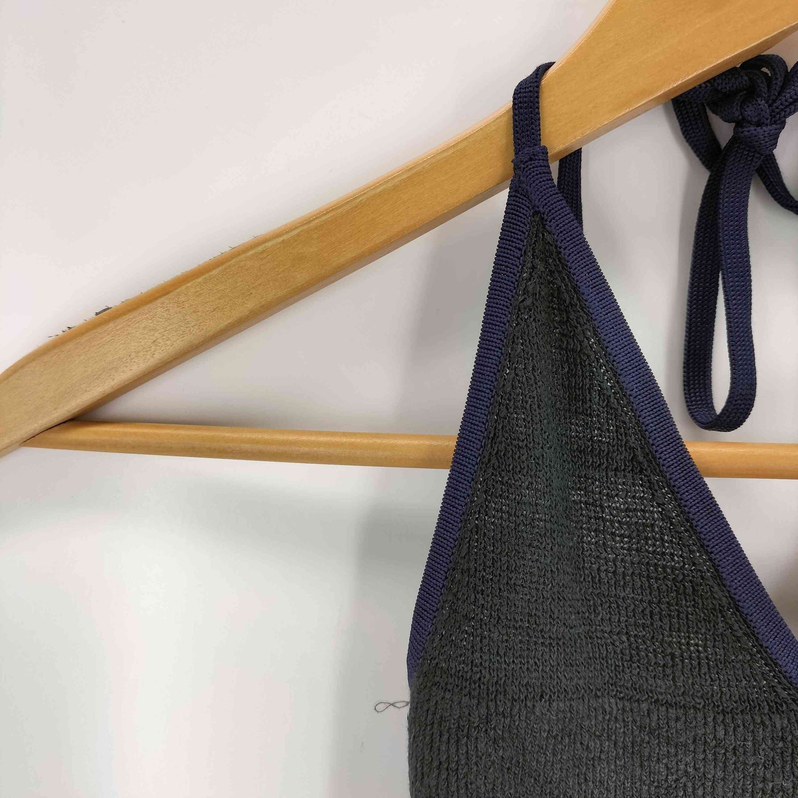 JACQUEMUS(ジャックムス) LA MAILLE MARUBIA ニットトップス レディース DE： 中古 古着 0926 ジャックムス JACQUEMUS LA MAILLE MARUBIA ニットトップス
