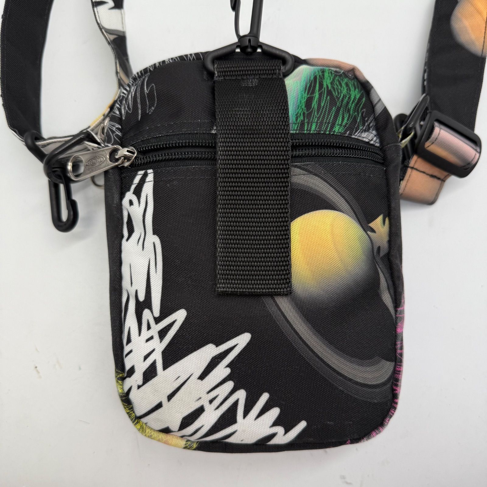 極美品　極希少　ヴィヴィアンウエストウッド　メッセンジャーバッグ　スター　総柄 希少☆Louise/Orb【送込VivienneWestwood】ハート型CB Bag☆桃黒