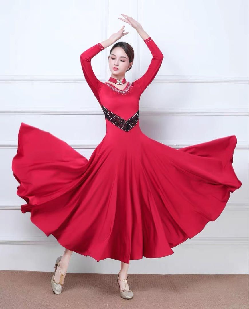 スタンダード向き✨ロングワンピース！練習着やダンスパーティにも 新品 25新作スタンダード練習着ストーン付きで華やかな