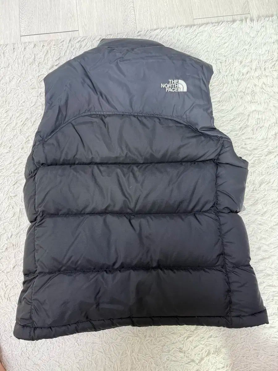  S THE NORTH FACE ザノースフェイス 700 Nuptse ヌプシ ベスト ダウン Kendall Jenner ベスト ジレ ベスト ジレ ビスチェ