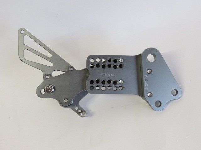 KTM用 RC250 RC390 Duke 125 200 390 2011-2017 調整式 バックステップ 灰