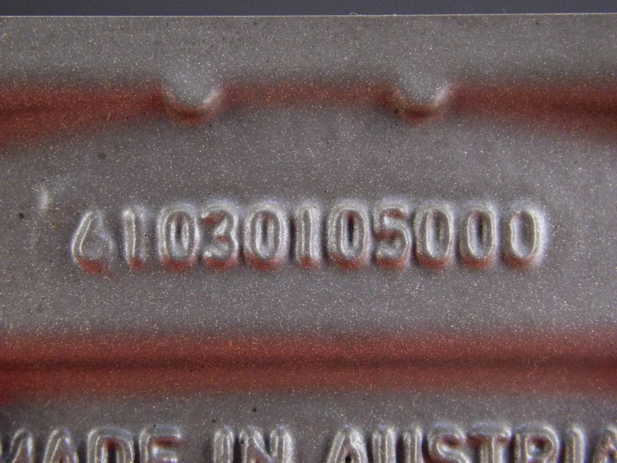 61030005000