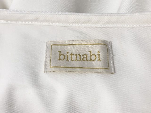 【中古】 bitnabi ビンナビ ビッグカラーブラウス 授乳服 ホワイト  111421144 中古】 bitnabi ビンナビ ビッグカラーブラウス 授乳服 ホワイト