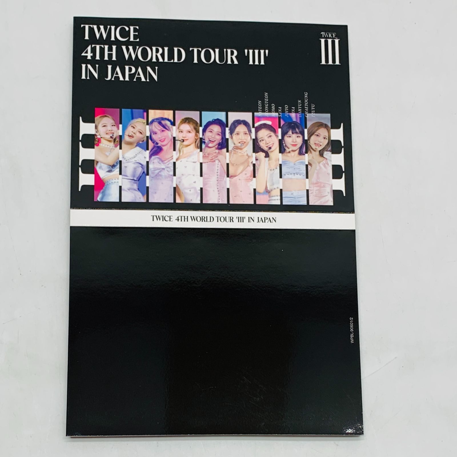 中古】【DVD】【初回限定盤】TWICE 4TH WORLD TOUR 'III' IN