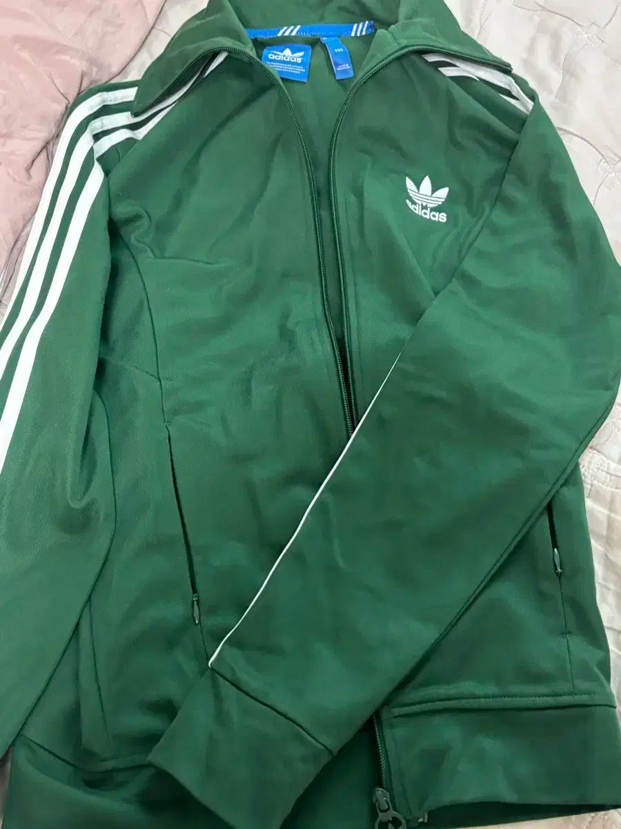adidas アディダス ヨーロッパ 緑 m 95 サイズ ジャージ