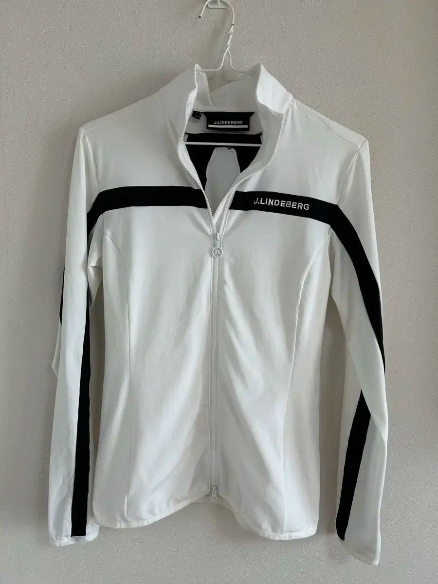 J.LINDEBERG(J.リンドバーグ) ジップアップ