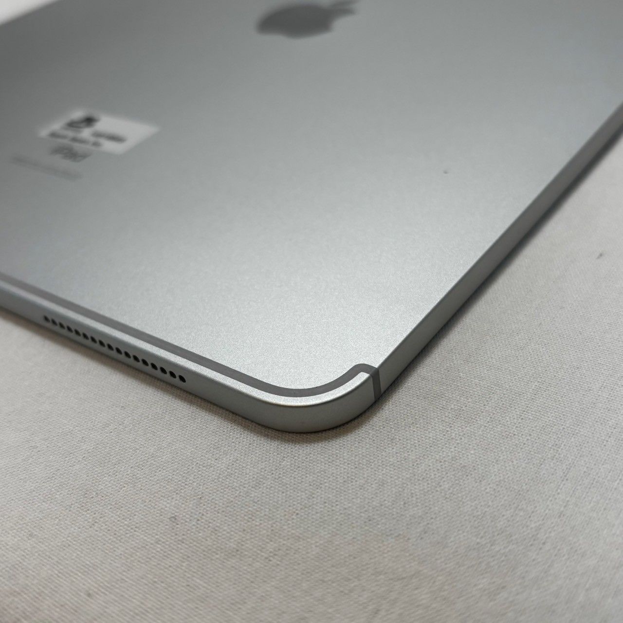 バッテリー良好 iPad|Pro|12.9インチ|第4世代|128GB|MY3D2J|A|スペースグレイ|本体のみ|SIMロックあり|au|ケース付属|No.722