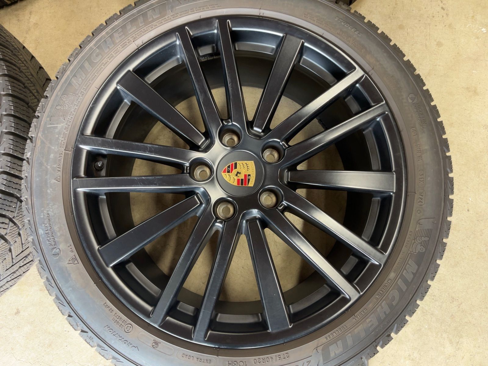 ポルシェ パナメーラ 971 純正品 ミシュラン スノー 製 20インチ 4本セット