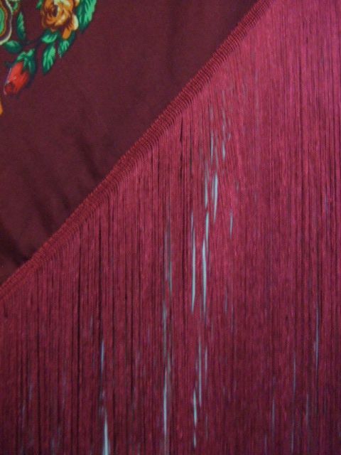 華やか～花柄プリントが鮮やかな大判マントン ボルドー