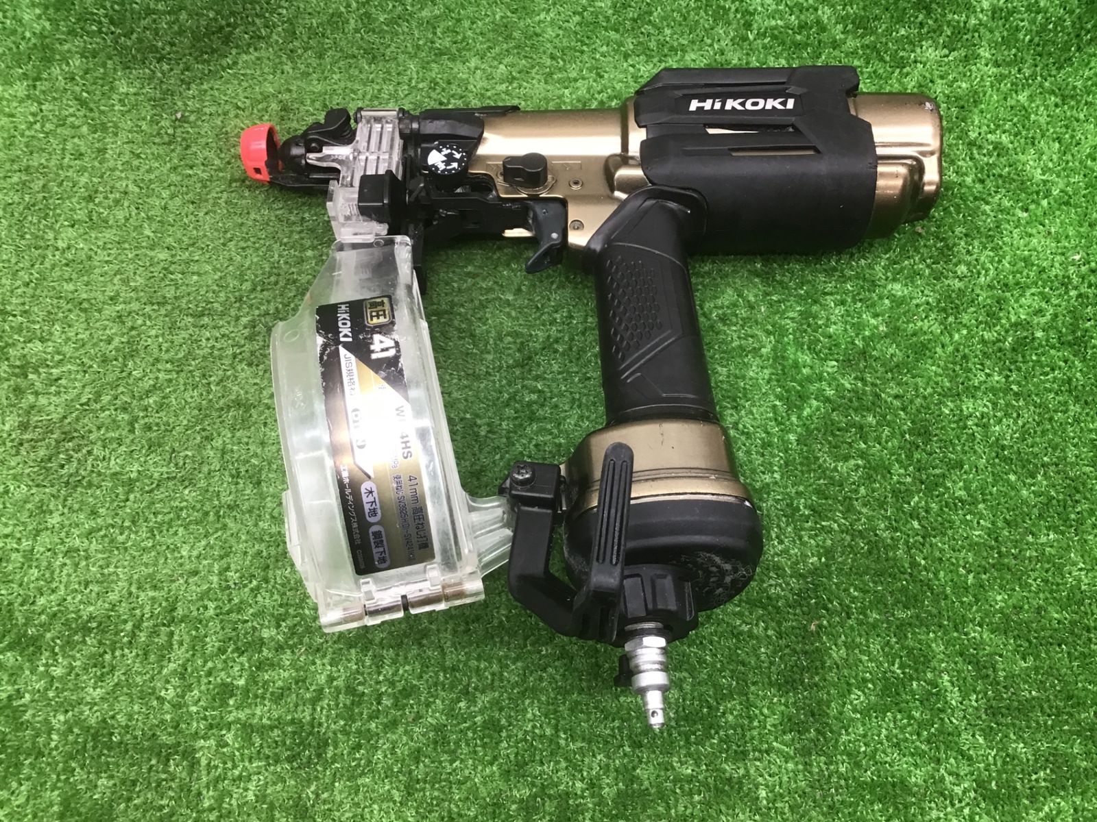 日立♪高圧エアネジ打ち機