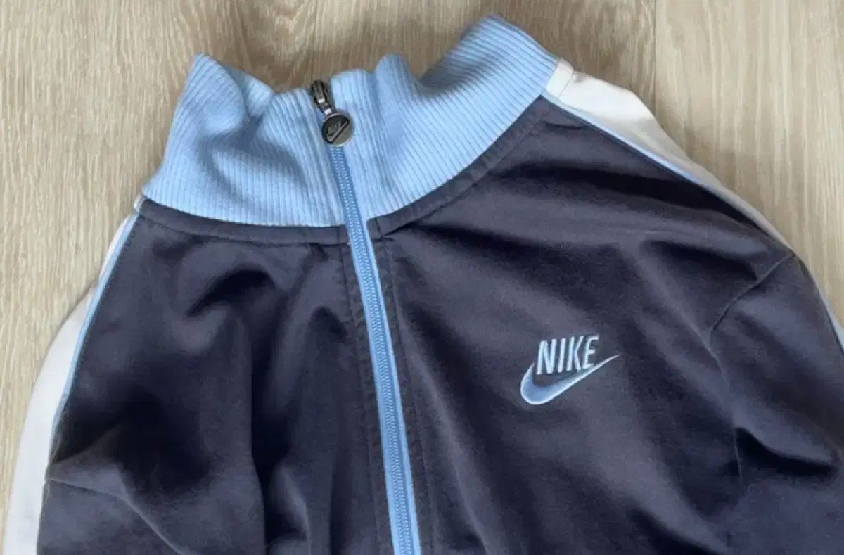 ナイキ ジャージ