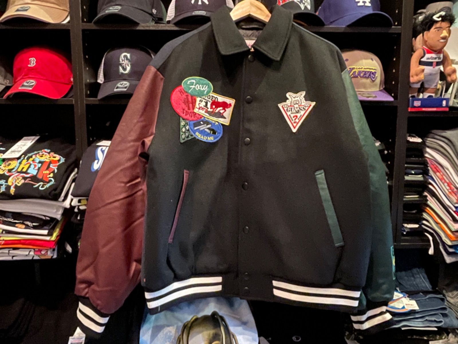 GUESS/ゲス GO MARKET LETTERMAN JACKET ジャケット スタジャン Lサイズ
