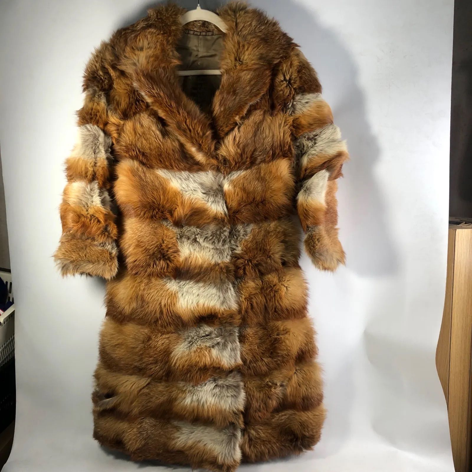 A1025-17-8 毛皮 レディース ラクーンファー ロングコート レディース