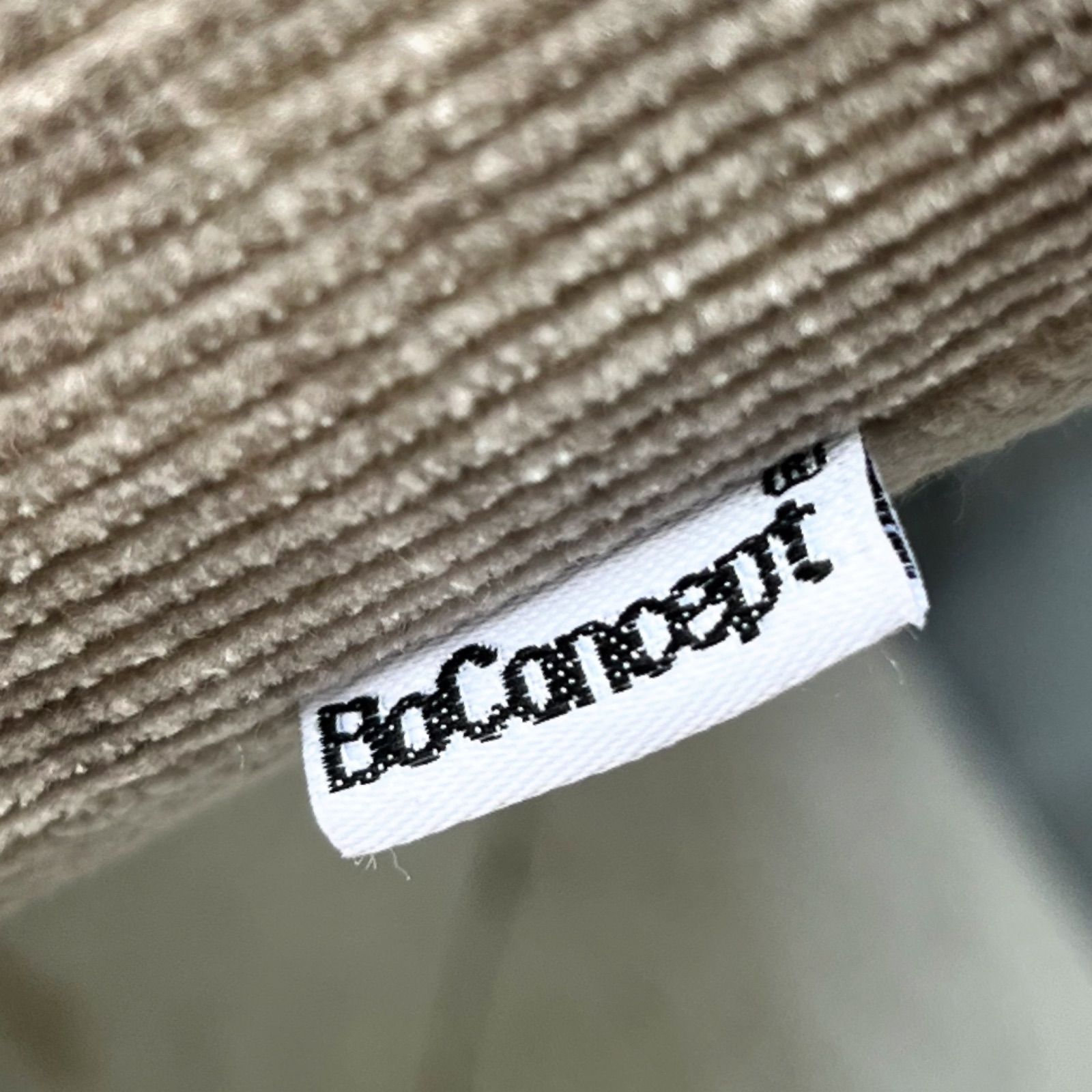 取付無料！ボーコンセプト ハンプトン プーフ ファブリックオットマン