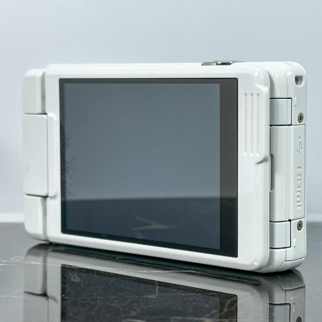 【極美品・動作品】Nikon COOLPIX S6900 ホワイト Amazon.com : Nikon COOLPIX S6900 16MP Digital Camera with