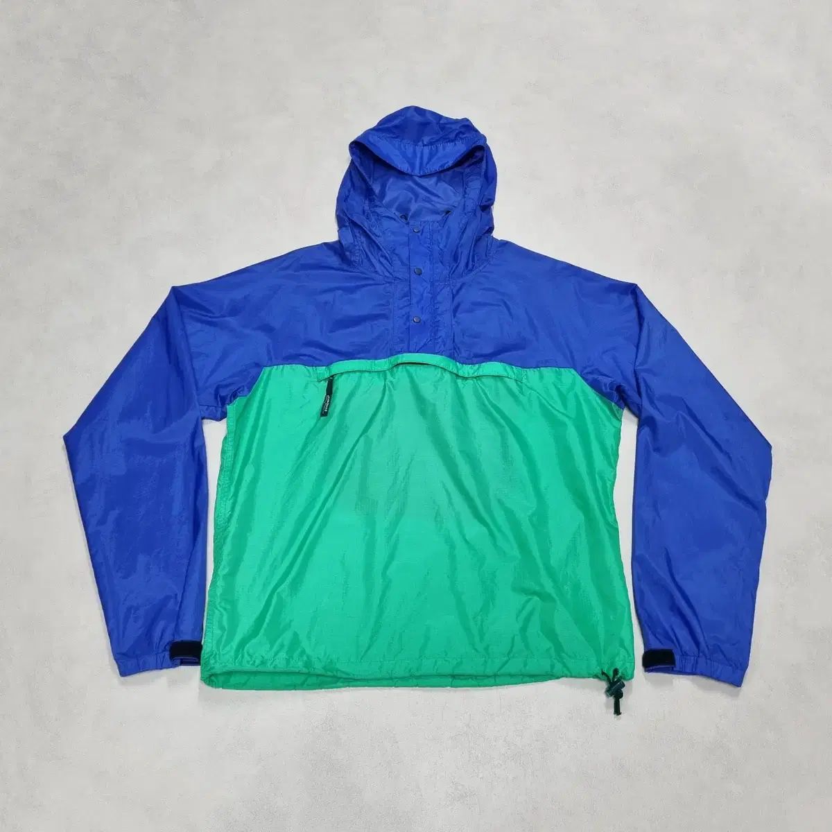 90S ヴィンテージ PATAGONIA patagonia(パタゴニア) ハーフジップアップ ウインドブレーカー ー M