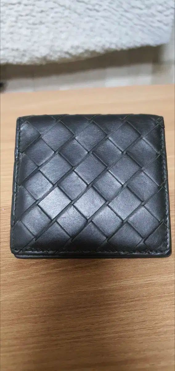 Bottega Veneta ボッテガヴェネタ 二つ折り財布|財布 新モデル 正規品 A レベル 感情 O