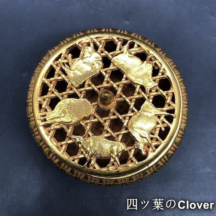 坂本憲一作 山水蒔絵 文庫形香合 文箱 金梨子地 茶道具 共箱　AW807　N1 坂本憲一作 山水蒔絵 文庫形香合 文箱 金梨子地 茶道具 共箱 AW807 N1