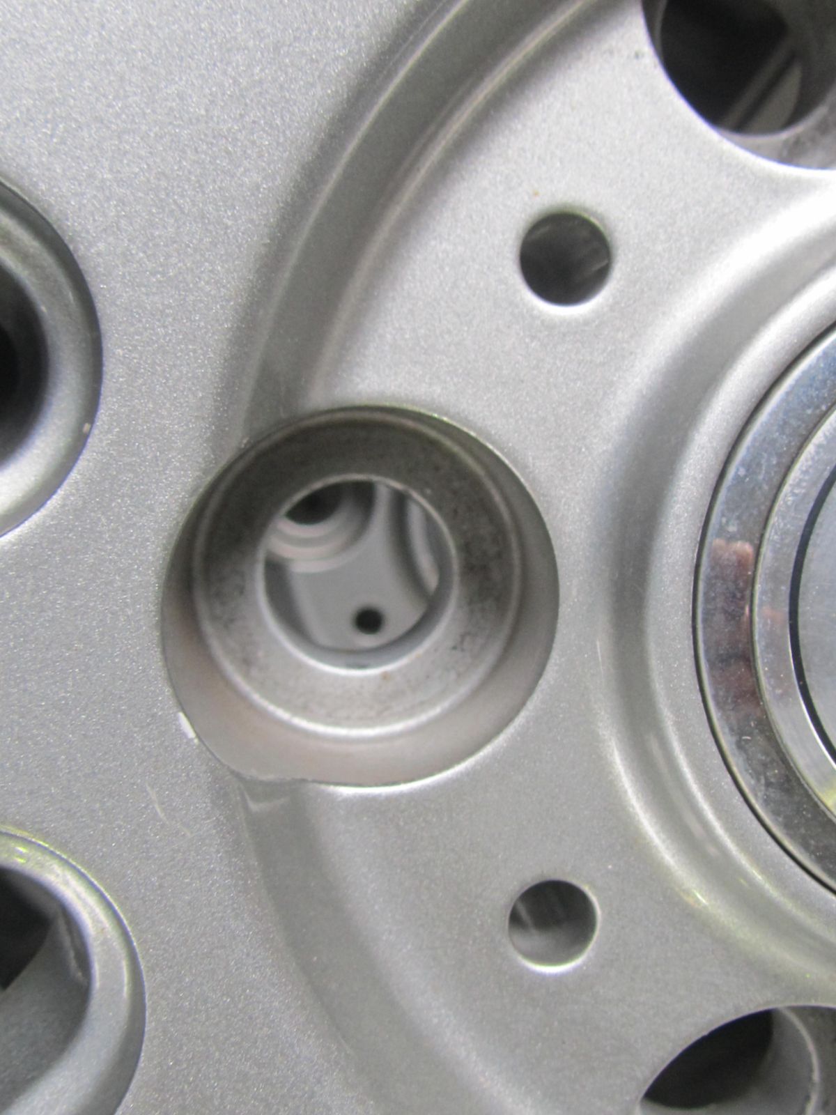 グッドイヤー アイスナビSUV