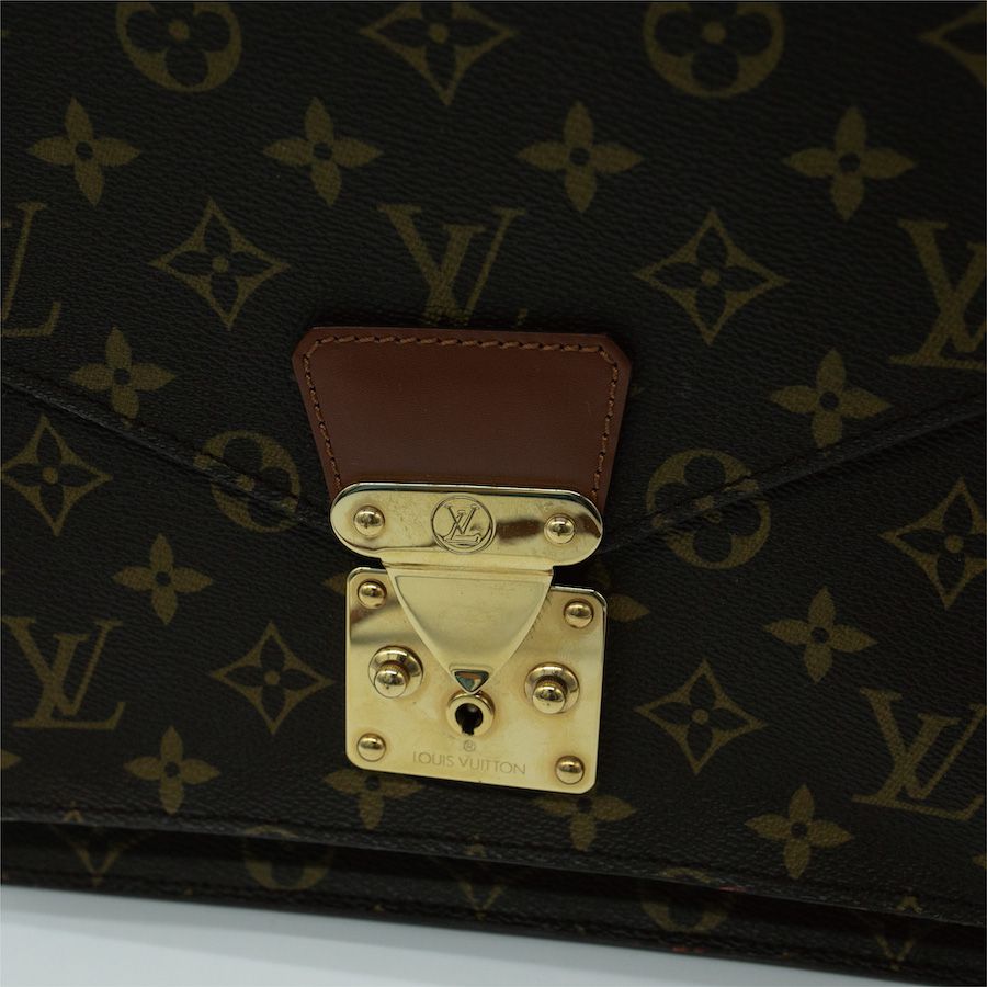 ルイ ヴィトン LOUIS VUITTON セカンドバッグ モンソー 28 A20971 - メルカリ