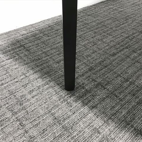 ミーティングテーブル