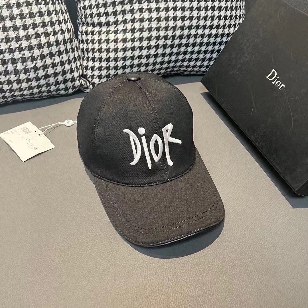 Dior ベースボールキャップ ブラック