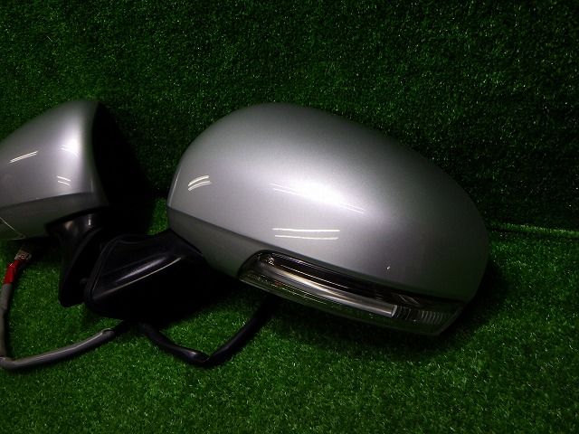 30プリウス ドアミラー 左右 ZVW30 前期 1F7 7P トヨタ 250929049