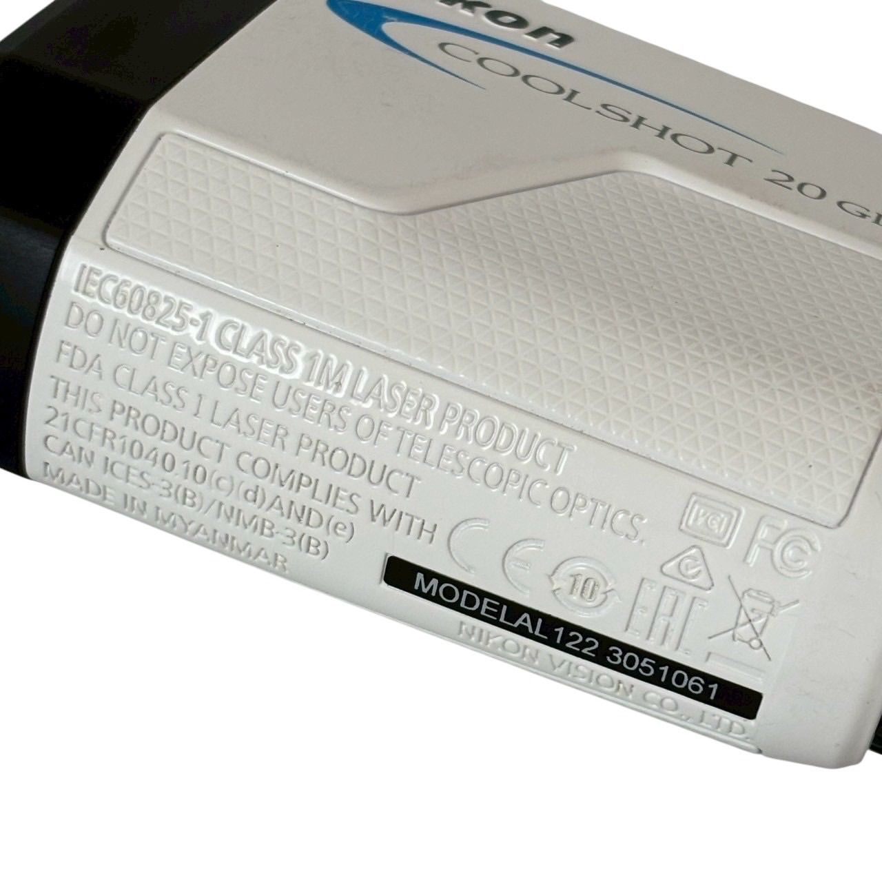  Nikon ニコン ゴルフ用レーザー距離計 白 黒 20 GII ゴルフ用品 小物 クールショット ゴルフ用距離計 ラウンド用品 アクセサリー