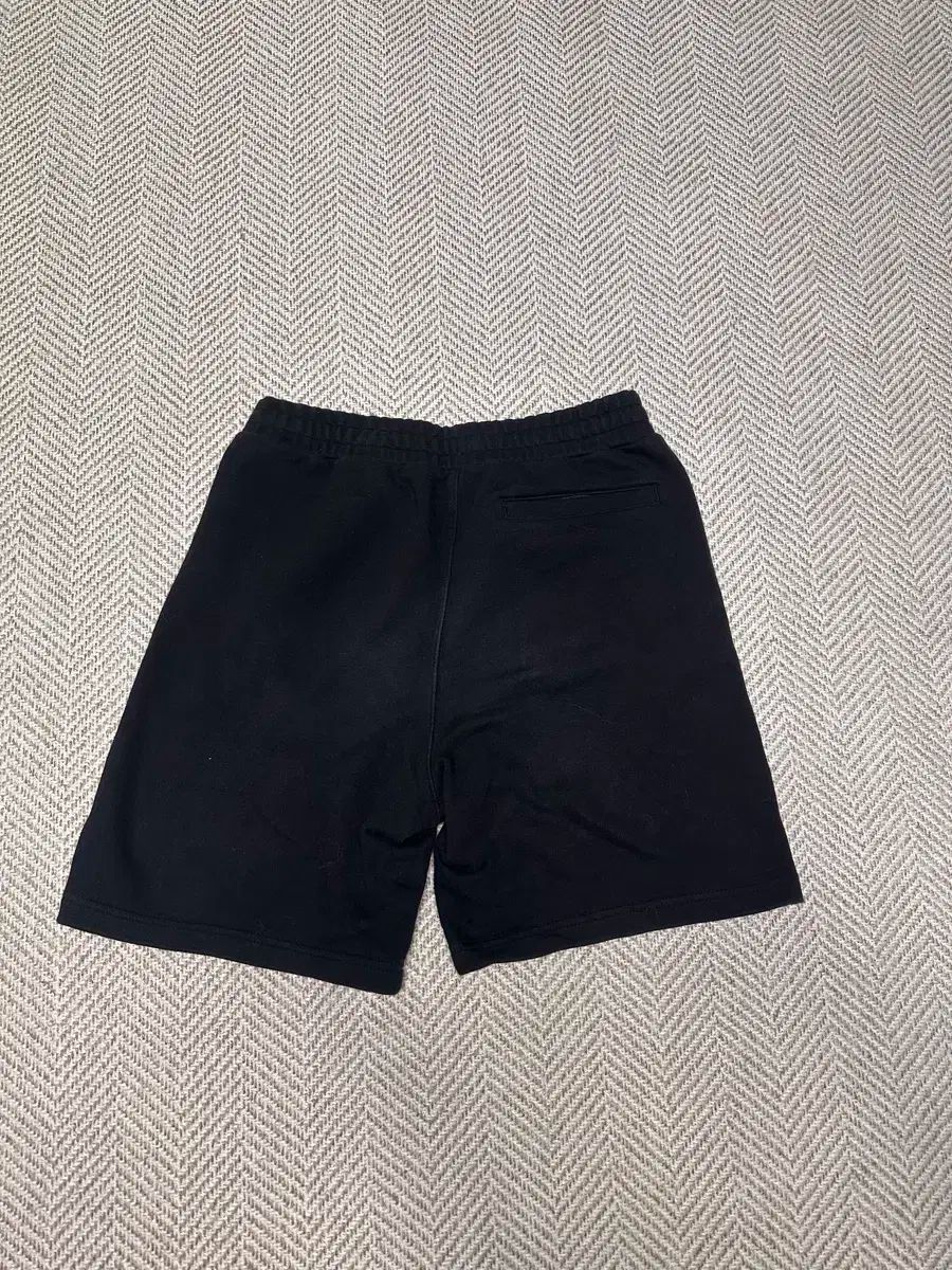 ハーフパンツ
