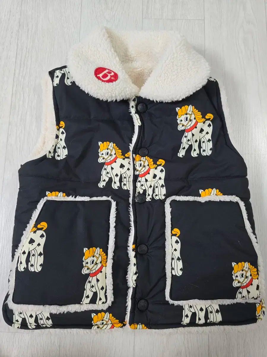 【雷市場（ポンジャン）商品韓国直送】 BEBE DE PINO(ベベデピノ) リバーシブルダウン 出品