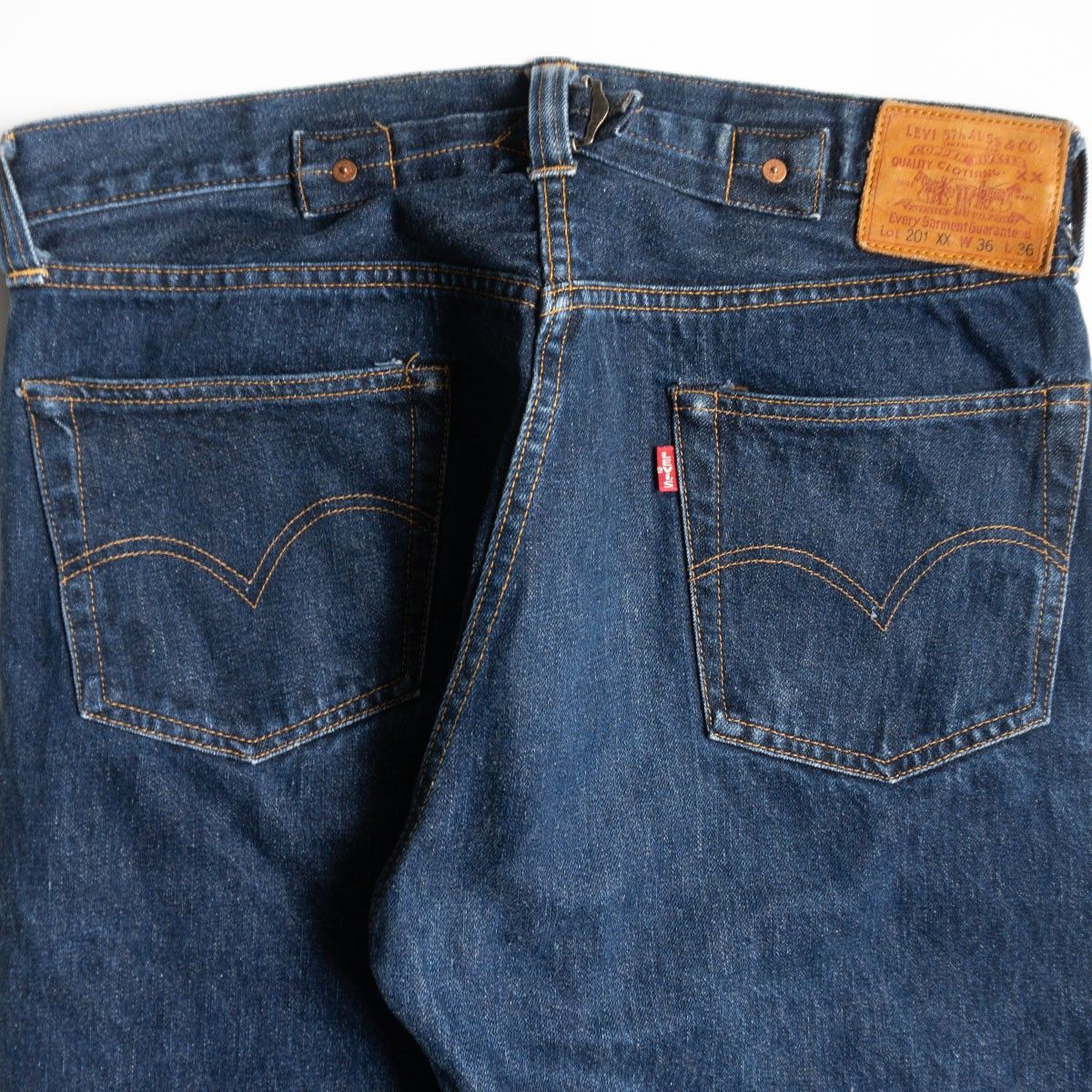 バレンシア製 LEVI