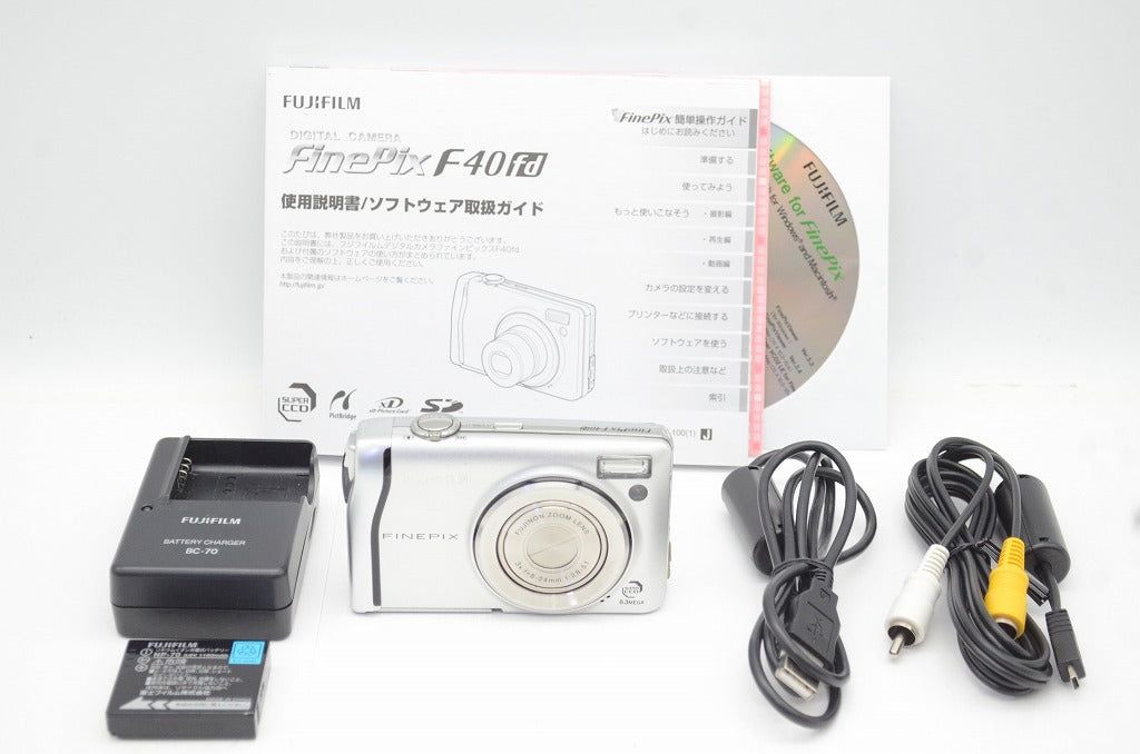 FUJIFILM フジフィルム FinePix F40fd コンパクトデジタルカメラ 