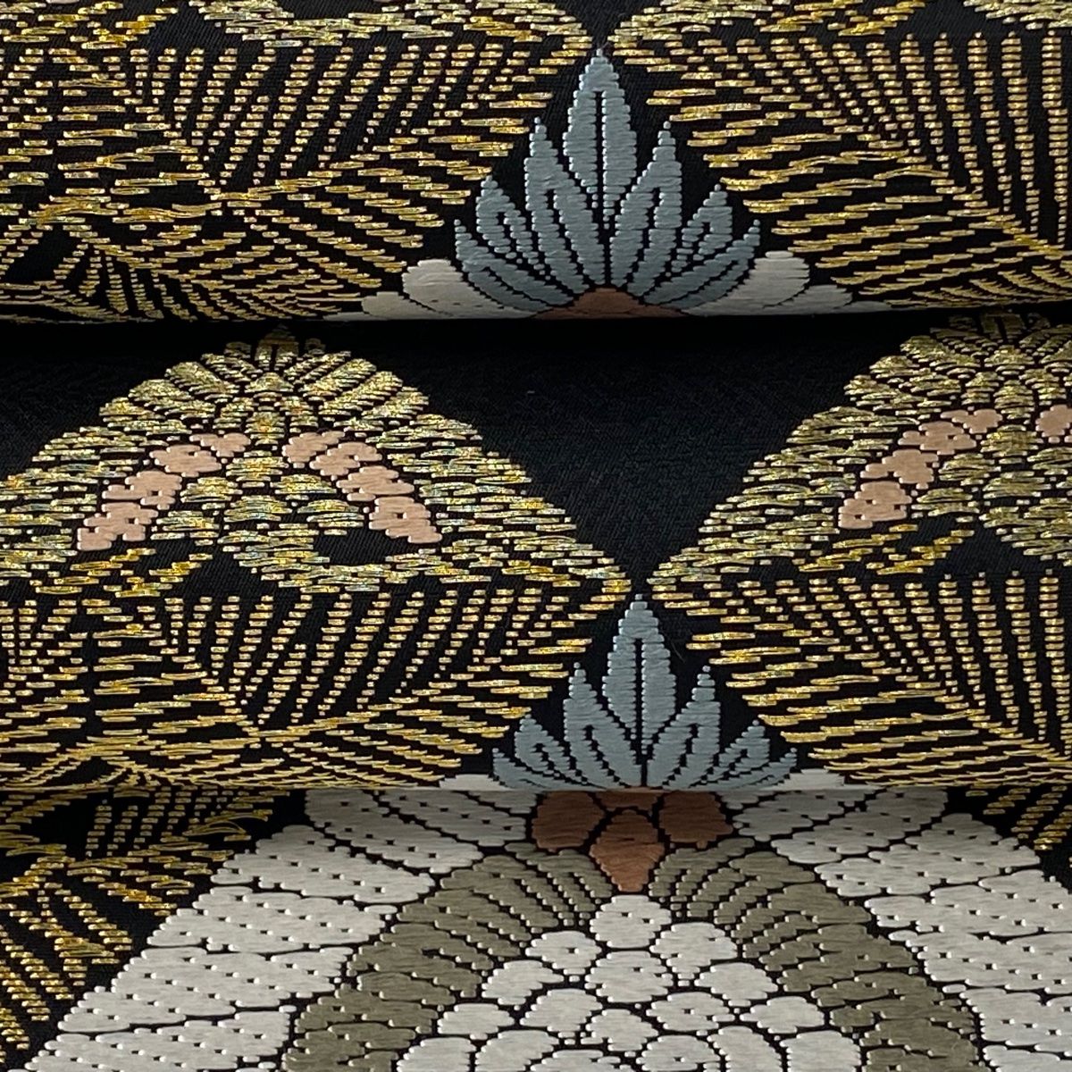 揖斐白倉谷真黒石 ウブ 23kg 揖斐白倉谷真黒石 ウブ 23kg - メルカリ