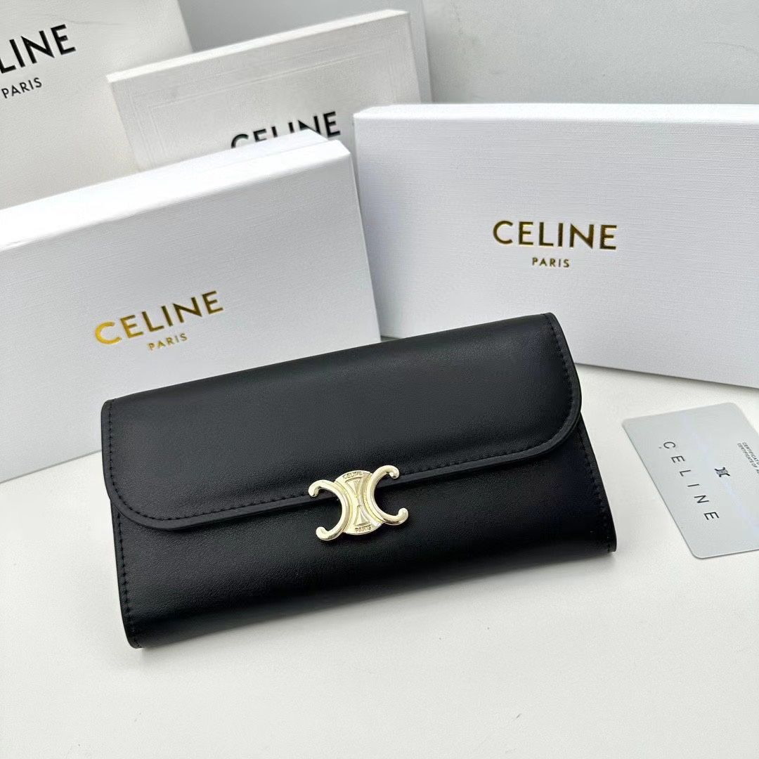 今日 CELINE セリーヌ A04 な価格で在庫あり